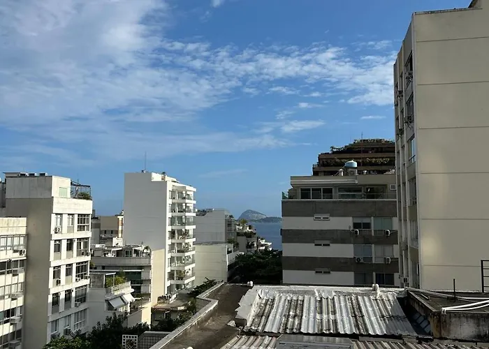 Apartamento No Leblon Com Cobertura Rio de Janeiro